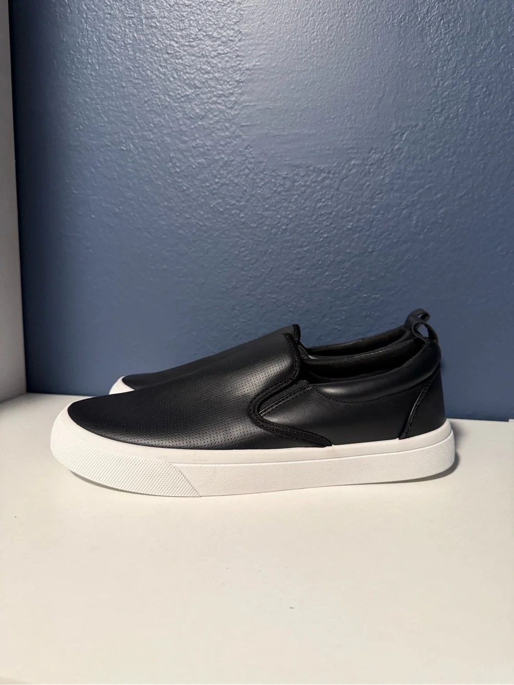 Maurices SuperCush Kate Black Perforated Faux Leather Slip On Sneakers Size 9